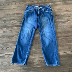 Tommy Bahama men’s relaxed denim jeans, size 32x30